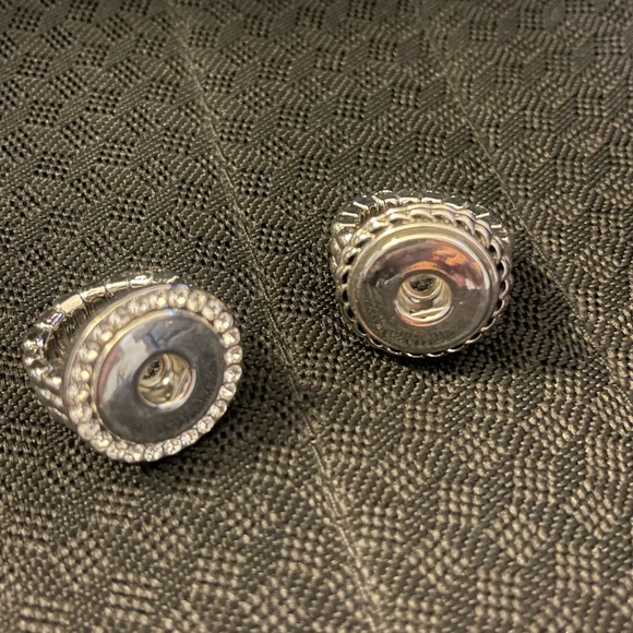 Magnolia and Vine set - Picture 8 of 12